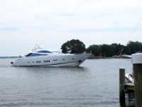 20160722 125351 Super Yacht arrives