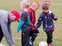 20161022 101218 Kicking the ball away from the defender